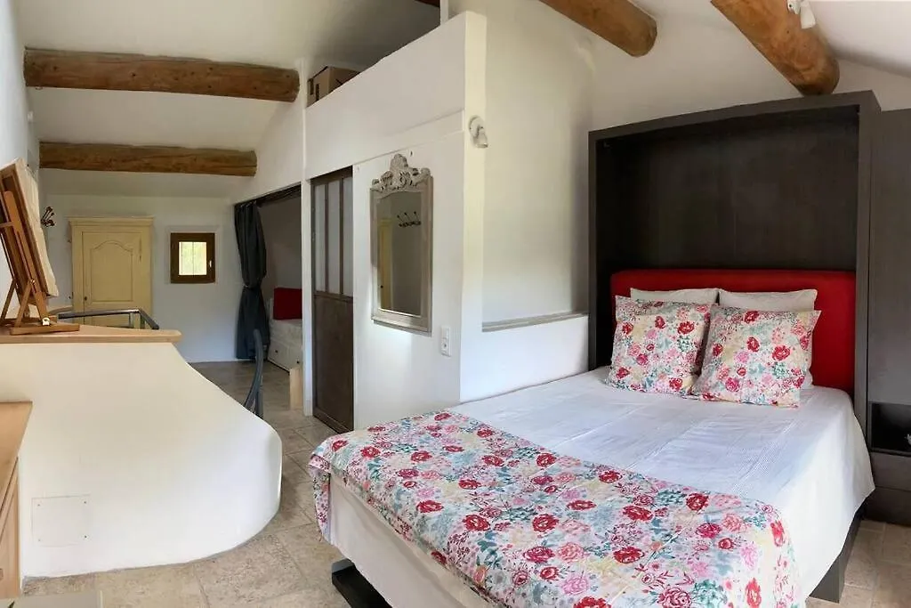 Maison Provencale Avec Piscine En Bord De Ruisseau Lafare